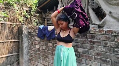 Public washroom a boudir abong taar debor er gorom gorom choda chodir blue film