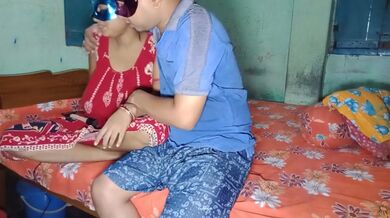 Bangladeshi boudi taar nijer mukh die taar debor ke shanti korar sex video