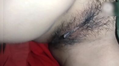 Malik taar kaaj er meye ke nijer dhon die bebohar korar XXX video