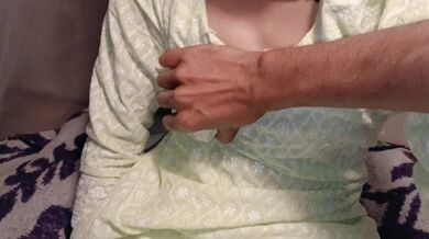 Boudi taar debor er boro dhon chushe khaowar HD sex video