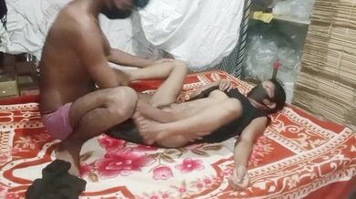 Graam er dui bhai bon kur er ghore gie choda chodi korar blue film