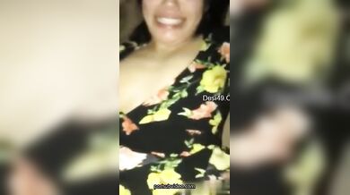 NRB Bangladeshi meye taar American dulabhai er shaathe gari te choda chodir MMS video clip