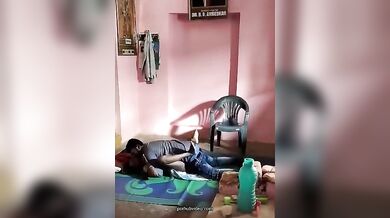 Bhabhi abong debor ghore akla theke noshtami korar MMS video clip