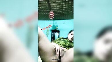 Shundori horny graam er meye taar tight shaved gudh fatanor amateur video