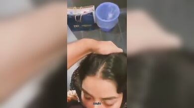 Bashundhara mall er washroom er stall a dhuke blowjob daowar choto blue film