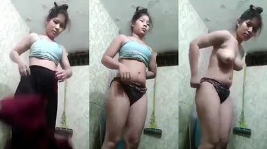 Chakma meye taar premik ke khushi korar jonno gosol korar shomoe akti MMS video toiri korlo
