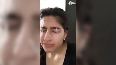 Baaji dhore girlfriend er mukhe cum bhore daowar MMS video clip