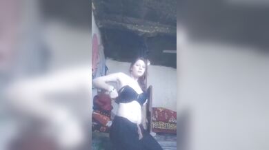 Kashmiri shaali taar Bangladeshi dulabhai ke taar langta houar MMS video clip pathae