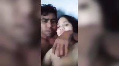 Shaali ke akla ghore peye onek khushi houar abong noshtami kaaj korar MMS video clip