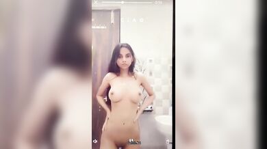 College porua boro sthonwali meye taar bishal boro dudh share korar short reel