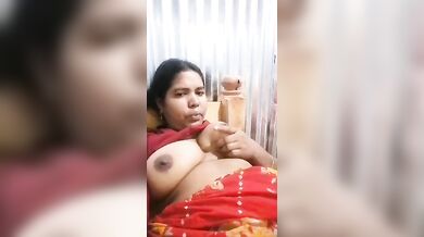 Ak graam er boudi tar bedroom a premik er shaathe