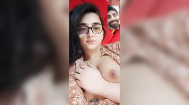 Bangladeshi meye taar Pakistani dulabhair shathe noshtami korar MMS video clip