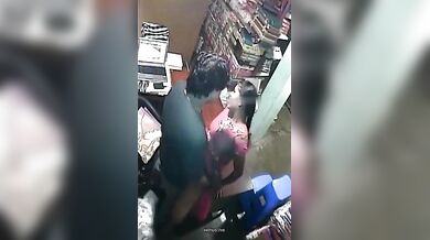 Boi er dokan er boss abong taar kormocharir noshtami faash