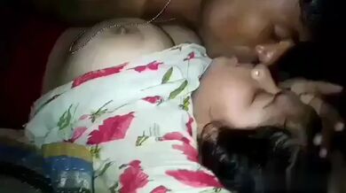 Bishal boro dudhwali shoth maa taar kalo shaap die chodani khaae