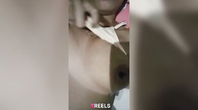 Sexy adibashi bou prorokiar shathe jog deye abong taar dudh o gudh onek hata hati kore