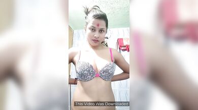 Boudi mondir theke bashae firei premik er shaathe noshtami shuru