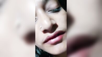 Boro sthonwali boudi boredom katate nijer dudh chapa shuru korlo