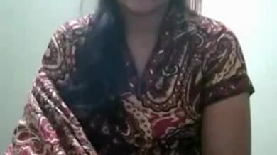 Shadishuda meye taar colleague er shathe noshtami korar viral video