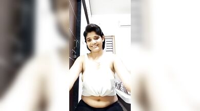 Gulshan 2 er NSU r chatri taar boyfriend ke seduce kore