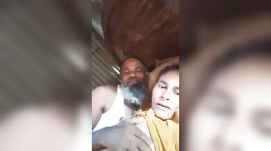 Ak rickshawala arek rickshawalar bou er shathe noshtami
