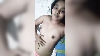 Primary school er teacher student er baba'r shathe noshtami