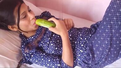 Horny bou shosha die nijer tight bhoda chodar MMS video clip