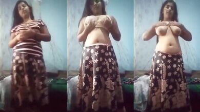 Birhat boro boobs nie bou taar online friend ke moja dekhalo