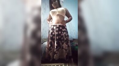 Birhat boro boobs nie bou taar online friend ke moja dekhalo