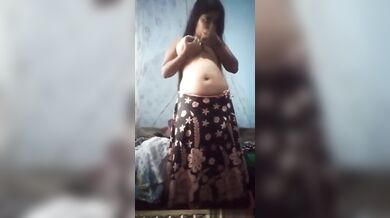 Birhat boro boobs nie bou taar online friend ke moja dekhalo