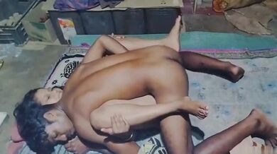 Boudi o debor er arek chance millo ake opor er shathe khelte