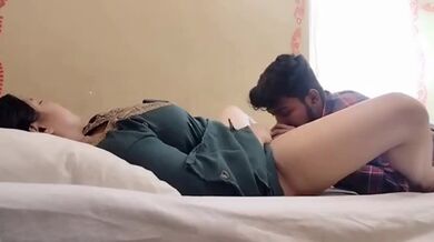 Bhai taar bibahito boro bon er dudh o gudh moja kore chushe