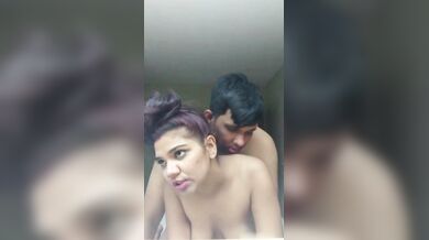 Dui pierced nipple wala dushto gf er pacha fatae dilo taar bf