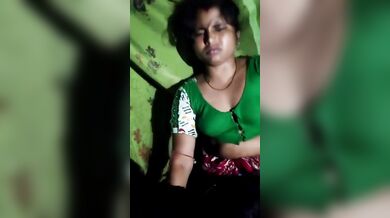 Gorom gudhwala boudi'r choda chodir kono thama thami nei