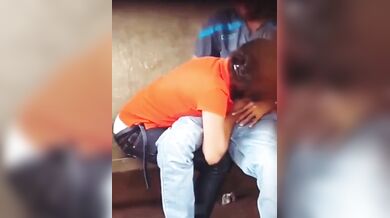 Dui bhai-bon class er por choda chodir shomoe caught khailo