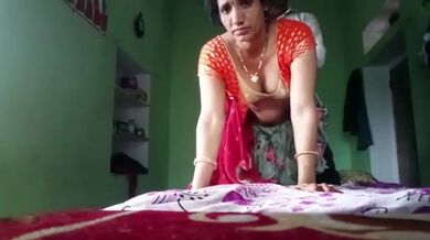 Jamai naa thakle ki hoise? Debor toh aase kaaj korar jonno!