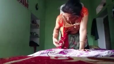 Jamai naa thakle ki hoise? Debor toh aase kaaj korar jonno!