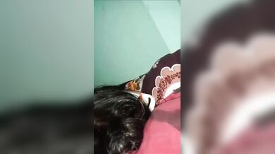 Lomba dhon er shahajje nijer gudh er chulkani thamate parlo