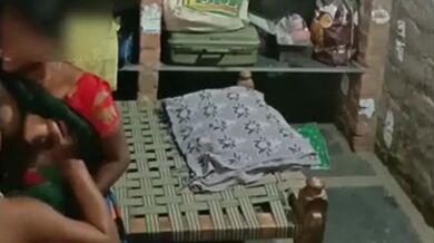 Bou ke ghum pariye joag dilo shashurir shathe raat katate