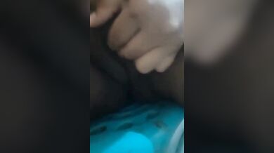 Baccha der ke ghum paranor por iktu premik er shathe moja