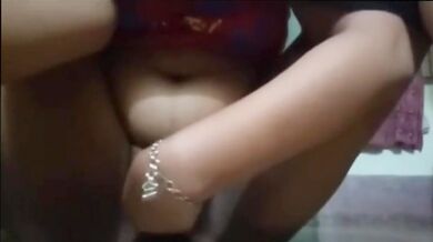 Mota dudhwala aunty jamai ke faaki diye joag dilo porokiyate