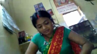 Bangladeshi boudi'r tosh na hoye holo bhoda choda chodi