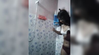 Bangladesh er grammo college er meye ra keno ato roshalo hoye?