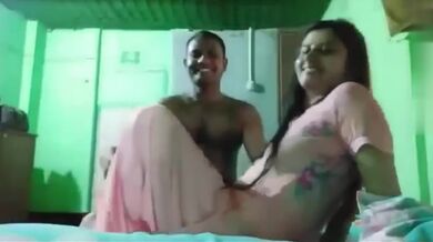 Jamai desh charar por e shuru hoye jaae debor o bou er khela