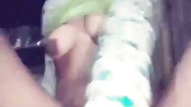 Adibashi kumari nijer gudh er gorom jol dhore rakhte parlo na