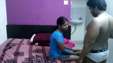 Garir chalok garments kormi premika ke abashik hotel a nilo