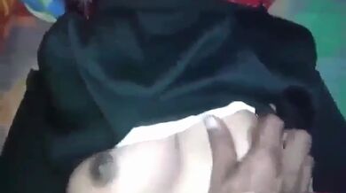 Graam a feerte na feertei shuru hoye gelo boro bhai er khela