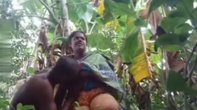 Grammo kaaj er meye ke chodani'r putul er moton bebohar korlo