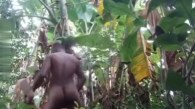 Grammo kaaj er meye ke chodani'r putul er moton bebohar korlo