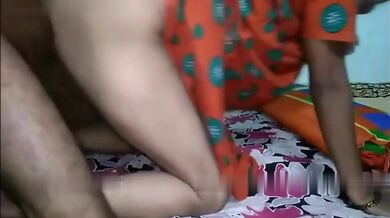 Shomo boyoshi luccha kaka taar bhatiji ke niye onek moja kore