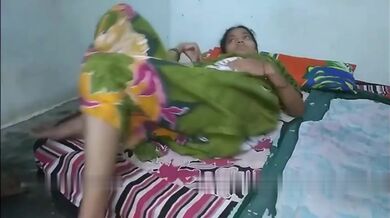 Shomo boyoshi luccha kaka taar bhatiji ke niye onek moja kore